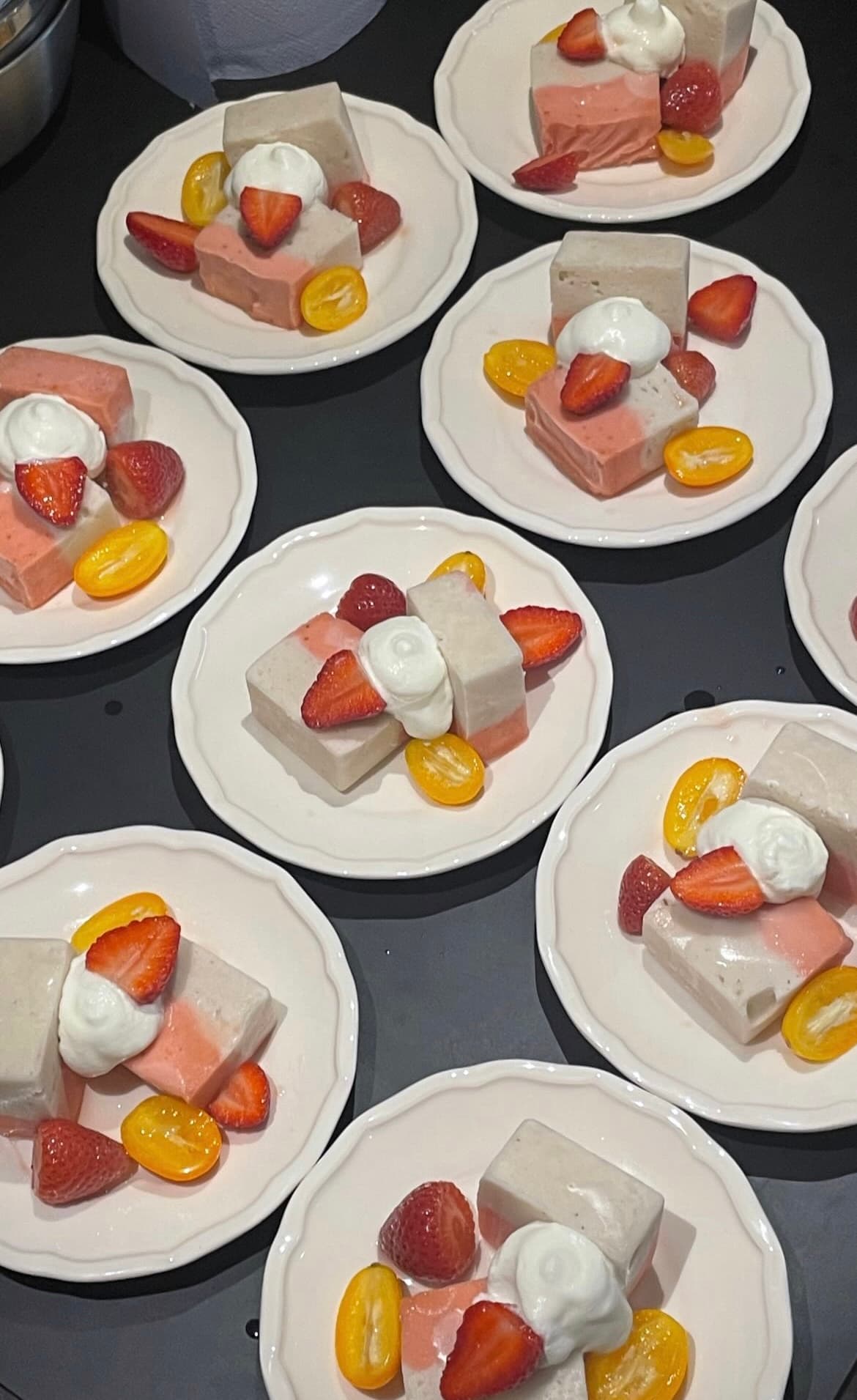 Sitdown dinner, editorial capture